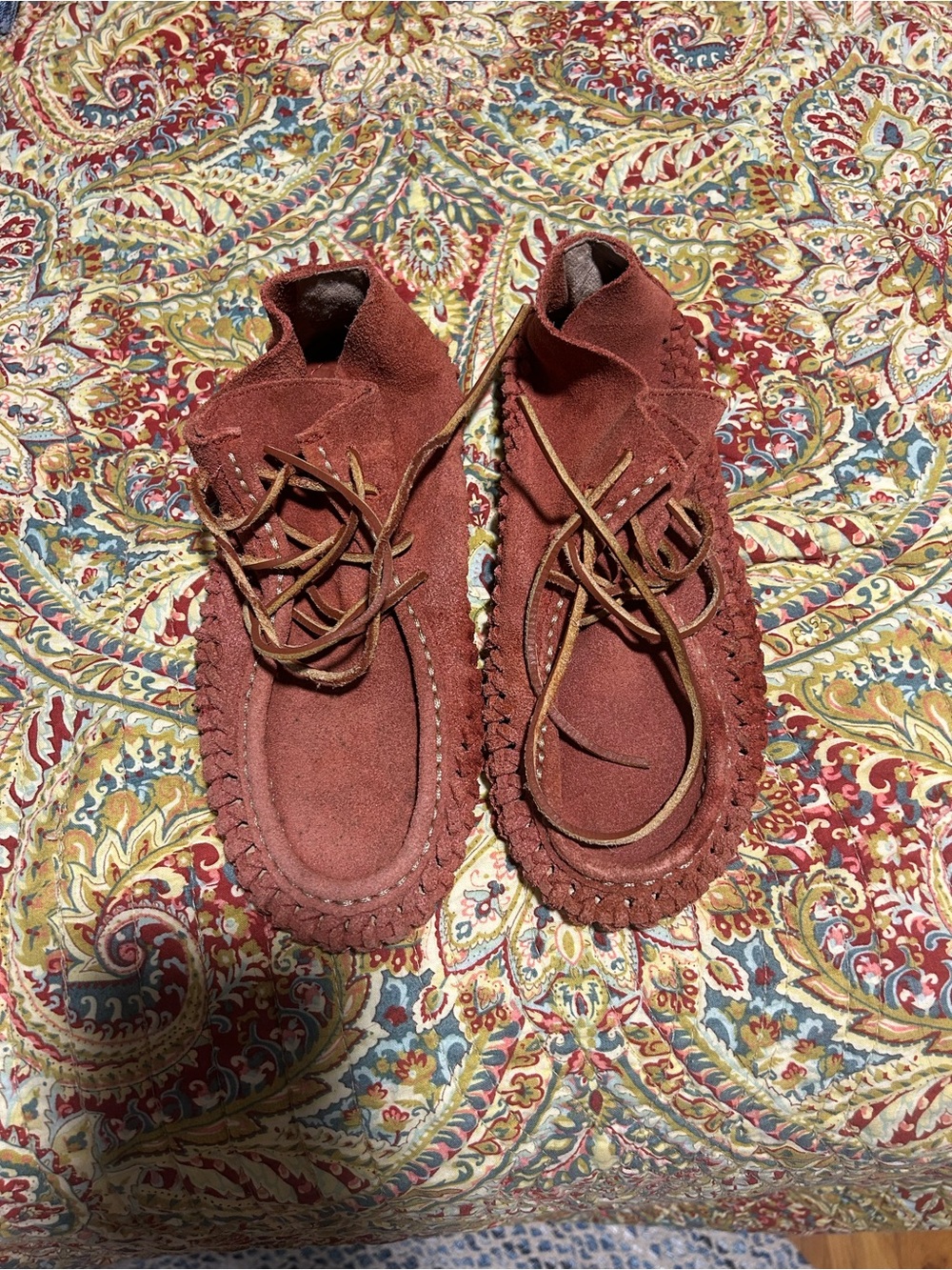 Latigo Women's Rust Suede Moccasin Lace-Up Shoes